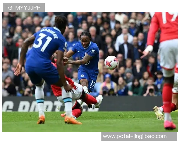 切尔西更衣室风波再起斯特林与恩佐训练场激烈冲突揭秘 切尔西更衣室风波再起斯特林与恩佐训练场激烈冲突揭秘